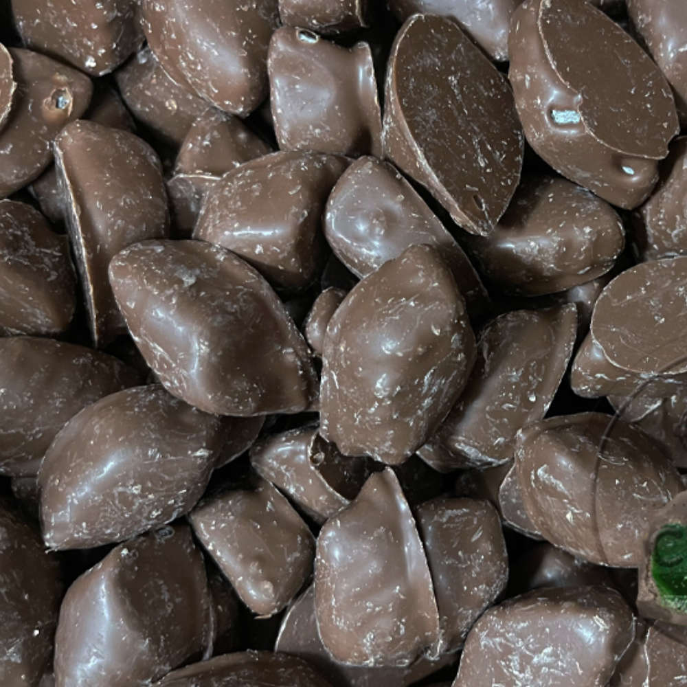 Spearmint Leaves Milk Chocolate Main image