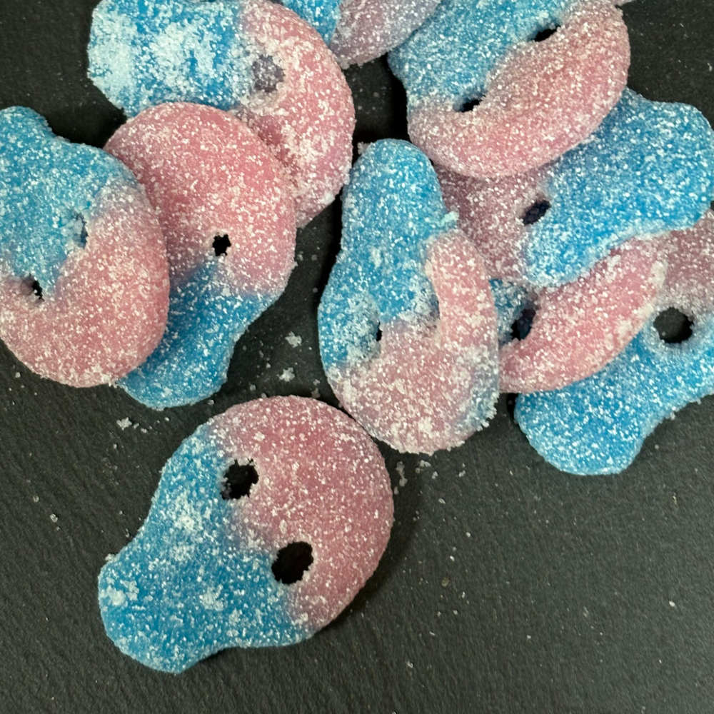 swedish-skulls-sour-bubblegum-matthijs.jpg Main image