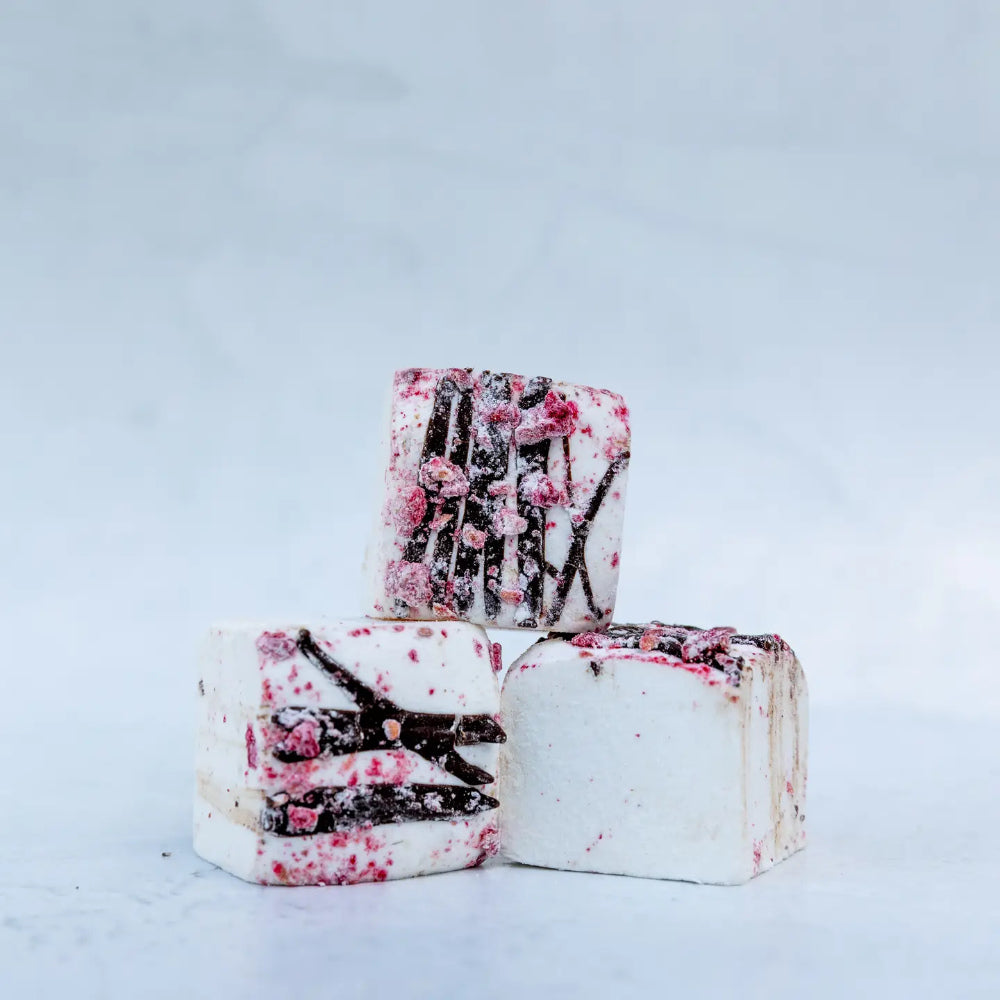 cloudy-confections-raspberry-dark-chocolate.jpg