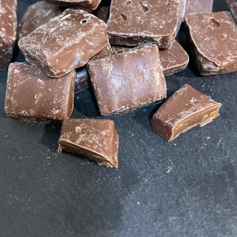 Caramel Mates Milk Chocolate Main image
